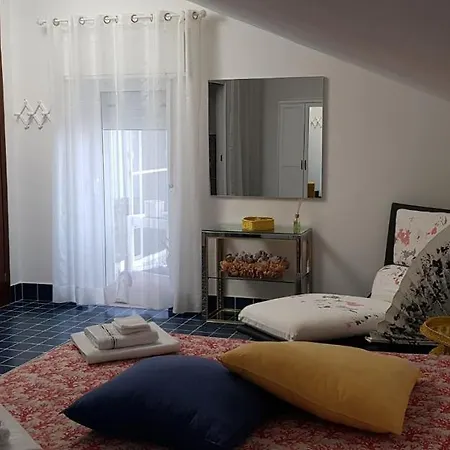 Cala Della Pergola Konukevi *