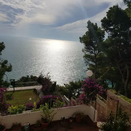 Cala Della Pergola Vieste