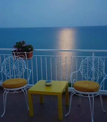 Cala Della Pergola Guest house